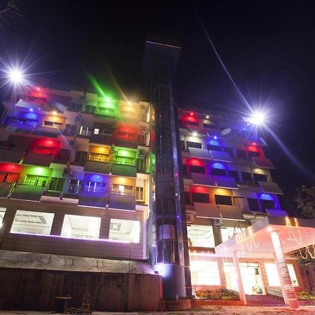 Hotel Night Heaven Bāndarban Buitenkant foto