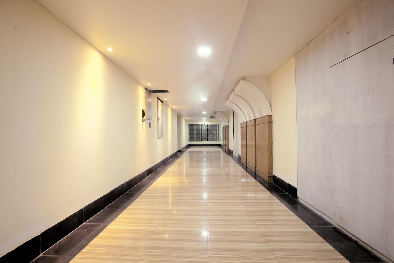 Hotel Night Heaven Bāndarban Buitenkant foto